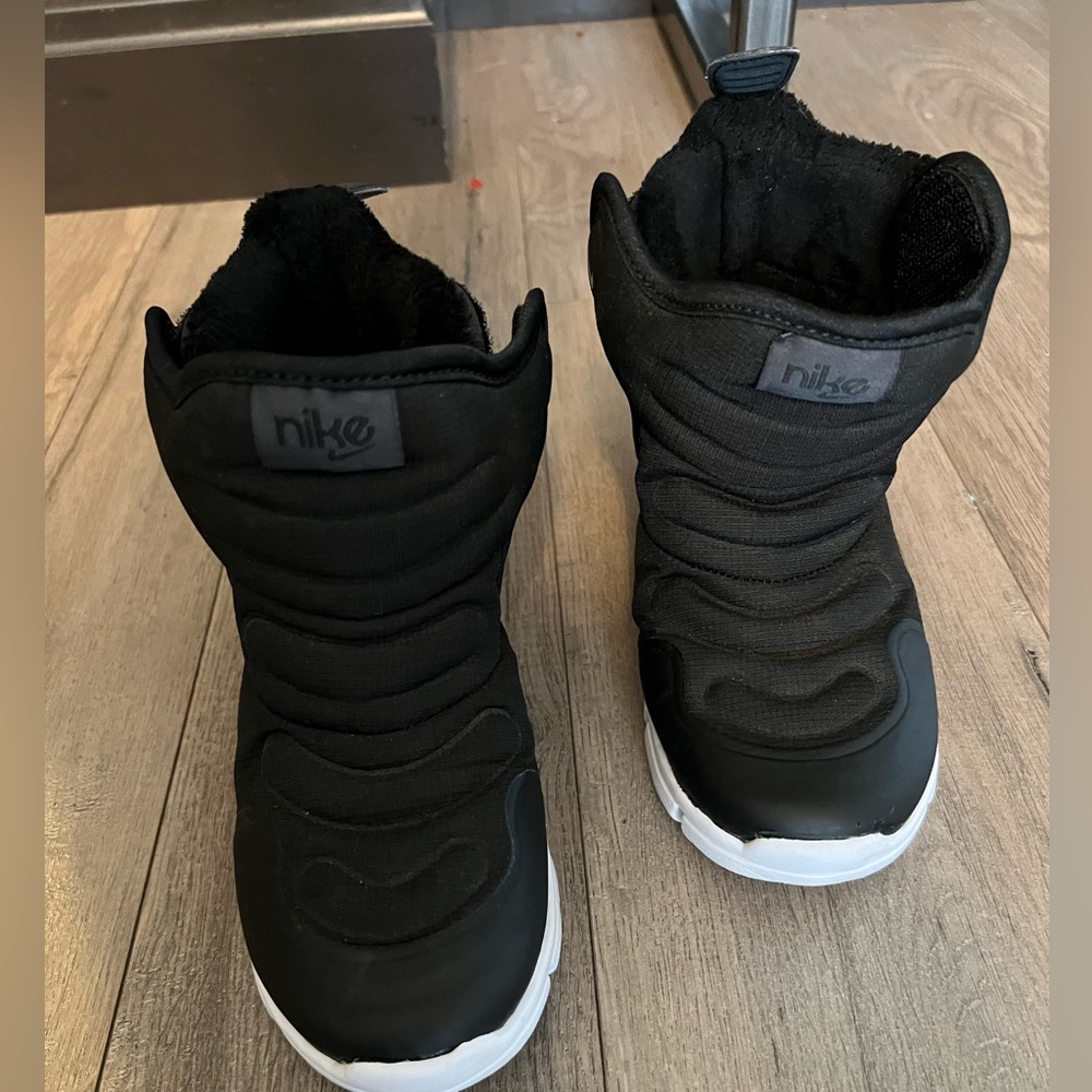 Nike little boys snow boots